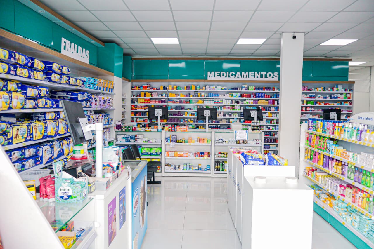Galeria da Drogaria Far Mais Bem